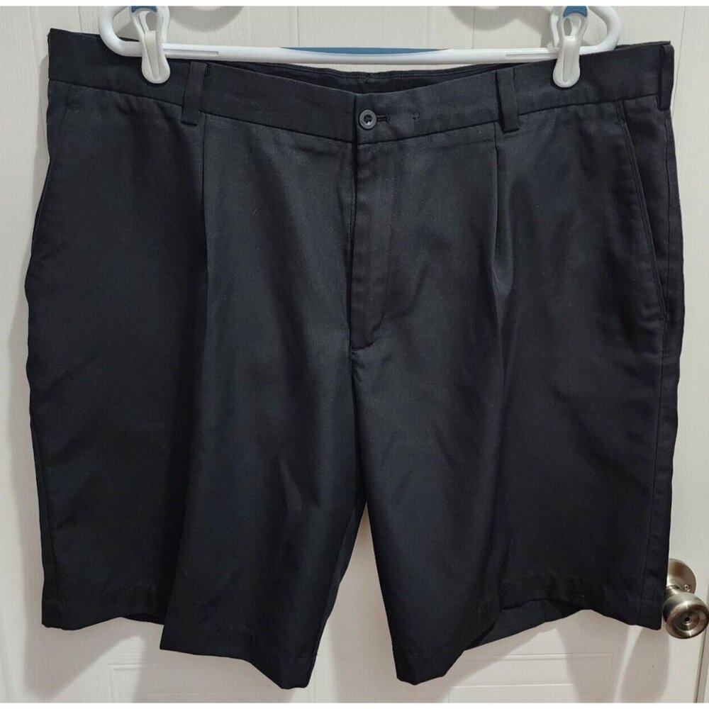 Nike Golf Pleated Front Tech Shorts Black 405850-010 Size‎ 40 100% Polyester